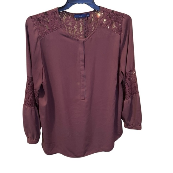 Apt 9 Women’s Lace Plus Size Blouse - Picture 1 of 6